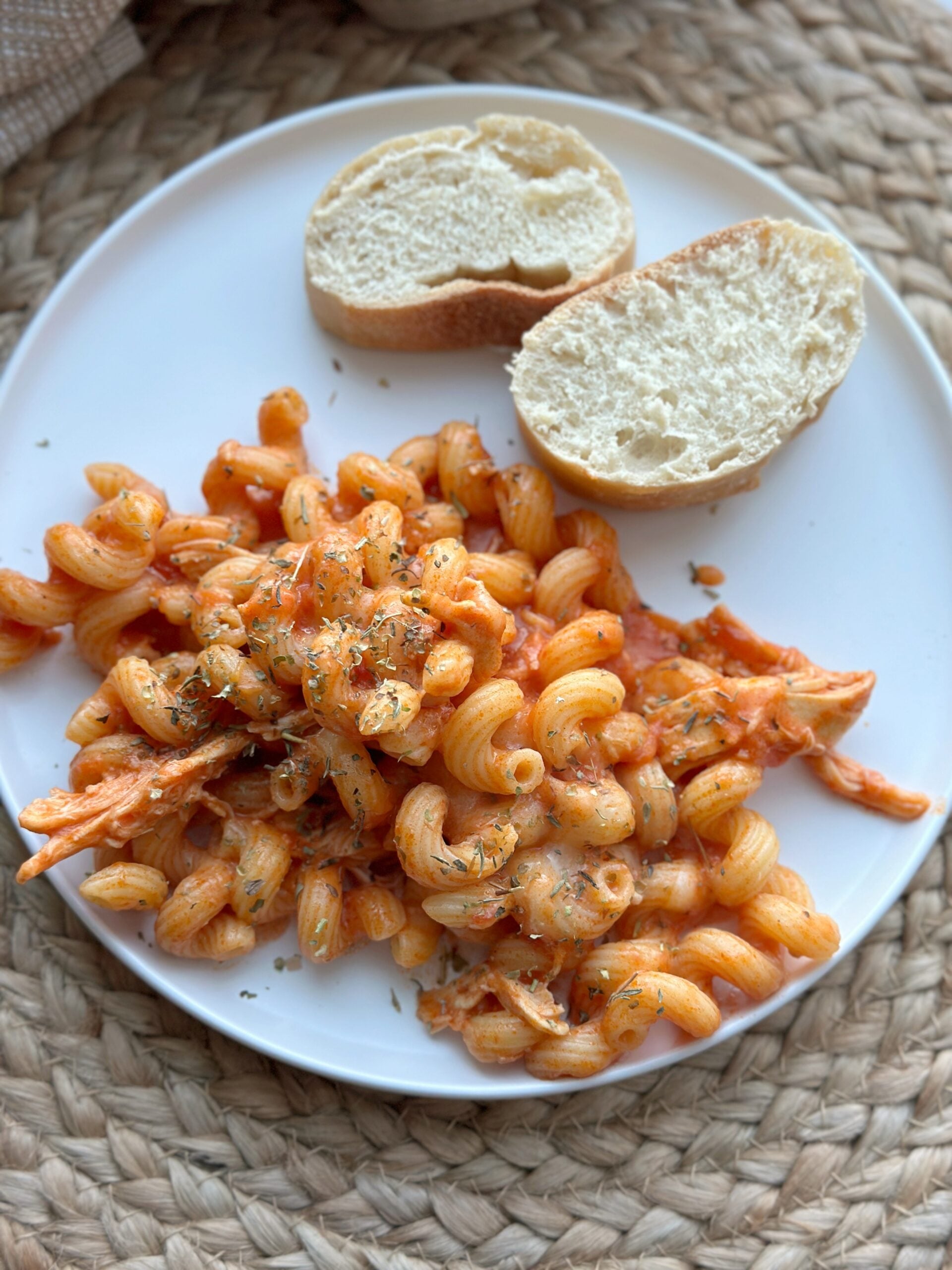 Creamy Chicken Pasta (Slow Cooker)