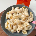 5-ingredient cauliflower mac n cheese on a plate