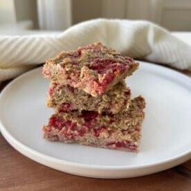 A stack of three easy raspberry oat bars