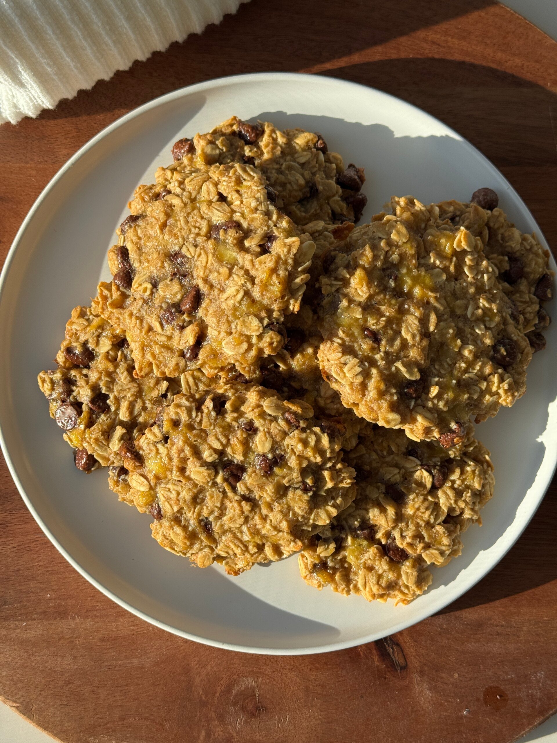 Banana Oat Chocolate Chip Cookies