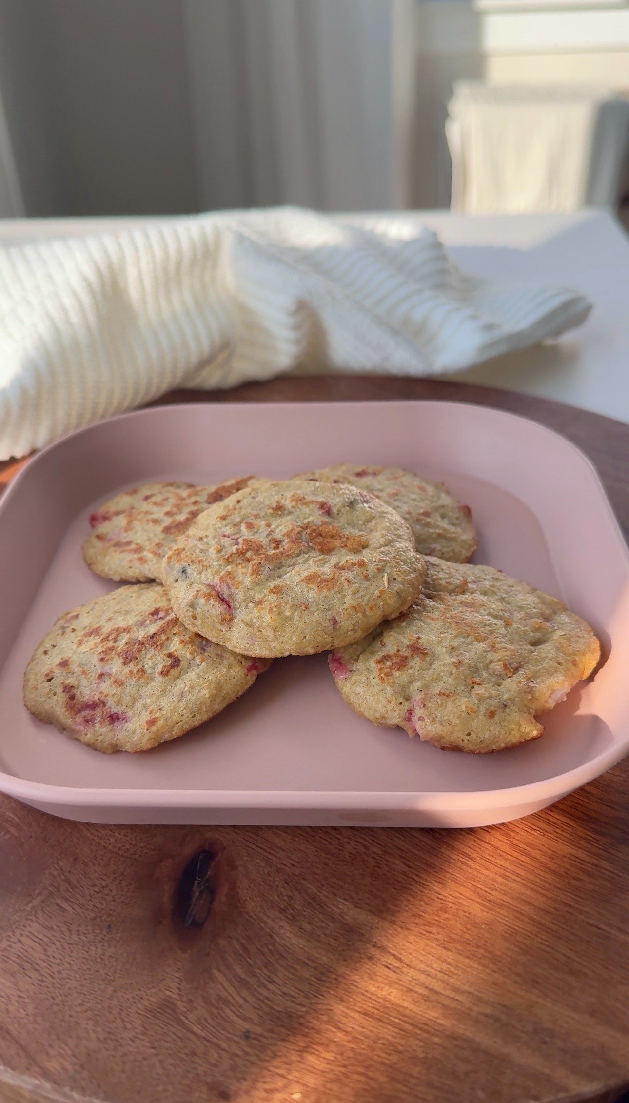 Strawberry Banana Pancakes
